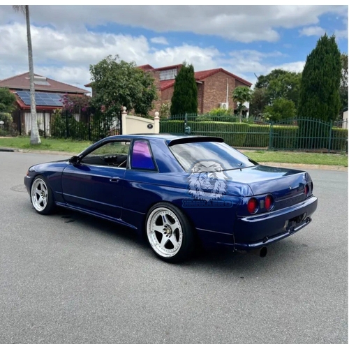 R32 SKYLINE DMAX Style ROOF WING